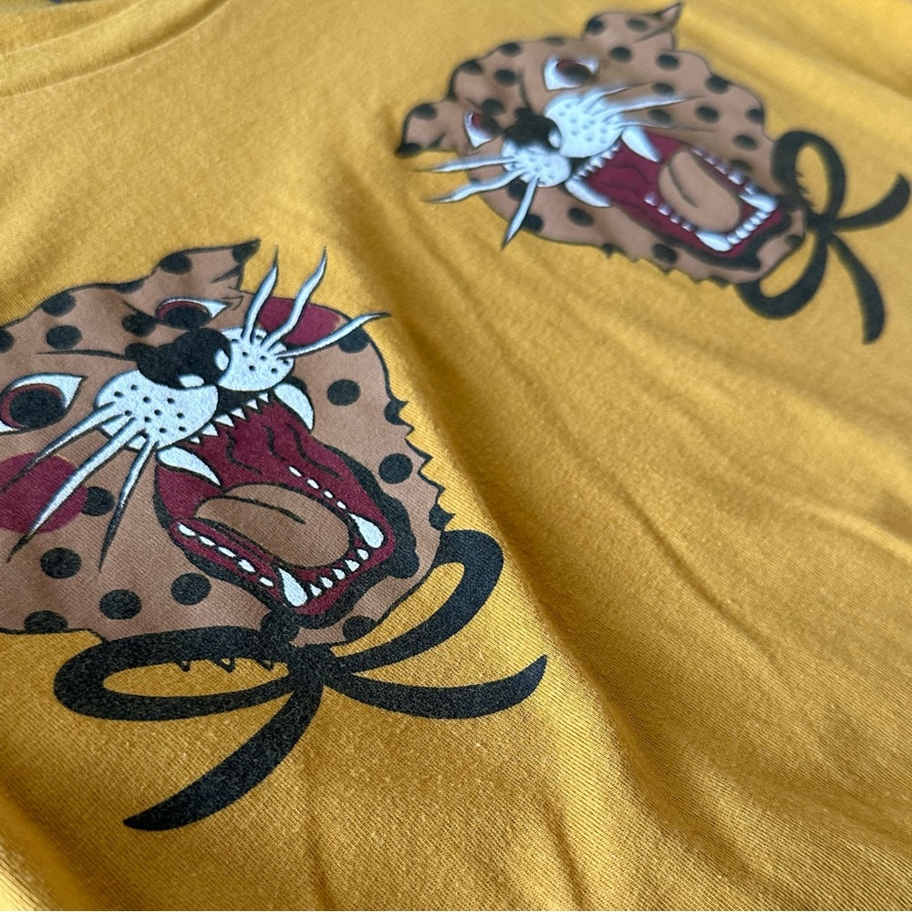 Roaring Leopard Tee - Picture 4 of 4